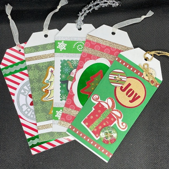 Holiday Tags - Picture 2 of 11